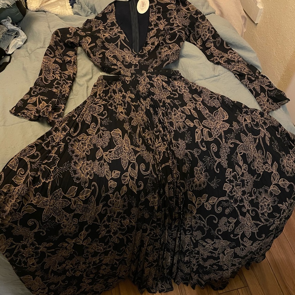 Olivaceous henna floral maxi dress